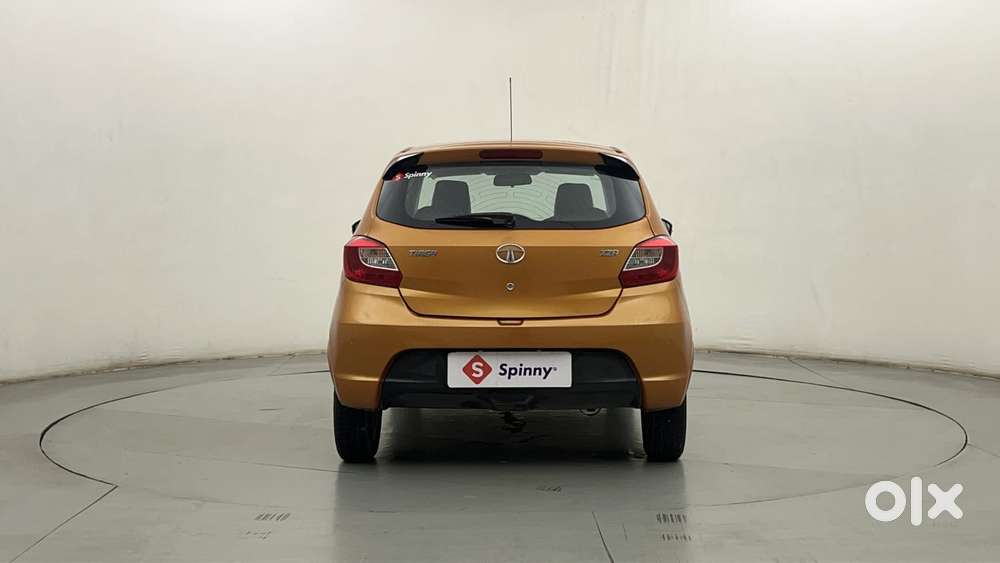 Tata Tiago Xza, 2017, Petrol