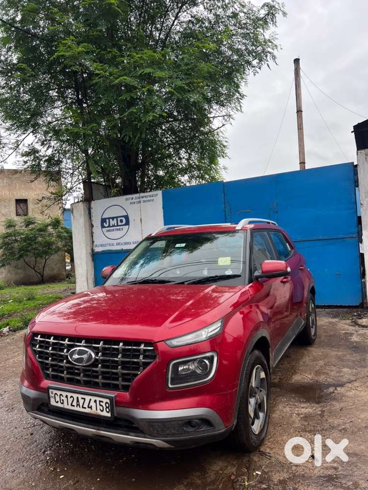 Hyundai Venue 2019 Petrol Well Maintained
