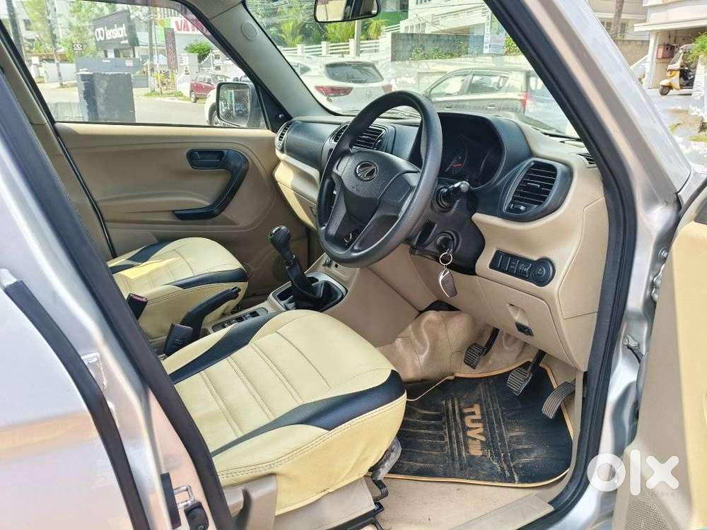 Mahindra Tuv 300 T4 Plus, 2018, Diesel