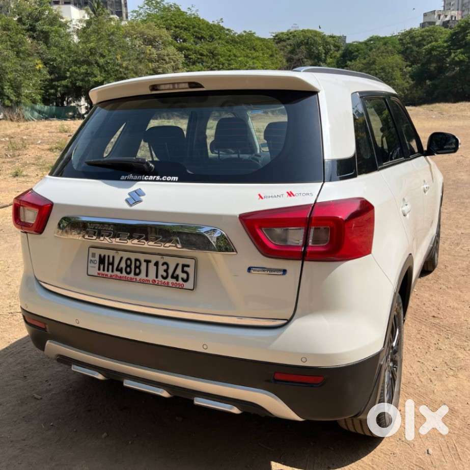 Maruti Suzuki Brezza 1.5 Zxi At Smart Hybrid, 2022, Petrol