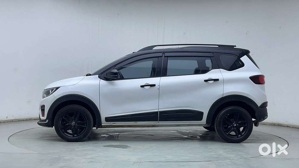Renault Triber Rxz Easy-r Amt Dual Tone, 2022, Petrol