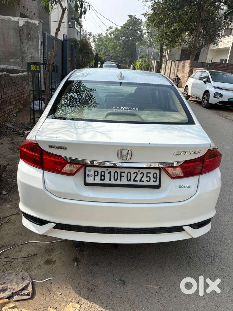 Honda City 2016 Diesel Well Maintained