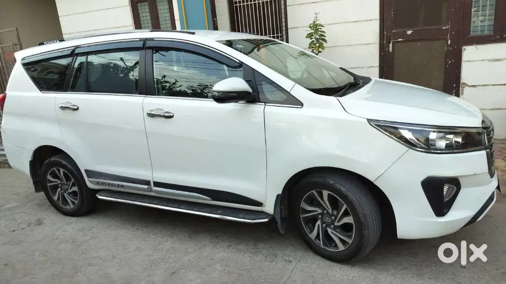 Sale Innova Crysta Urgent Money Problem White Colour