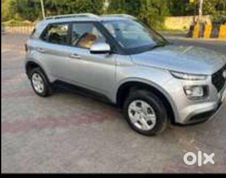 Hyundai Venue E 1.2 Petrol, 2019, Petrol