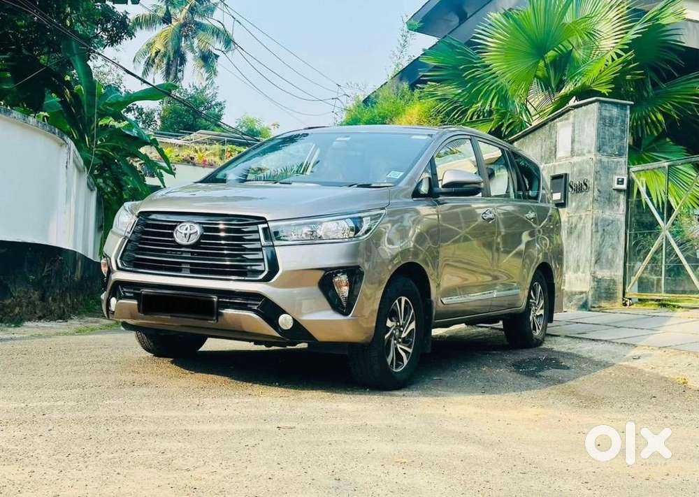 Toyota Innova Crysta 2021