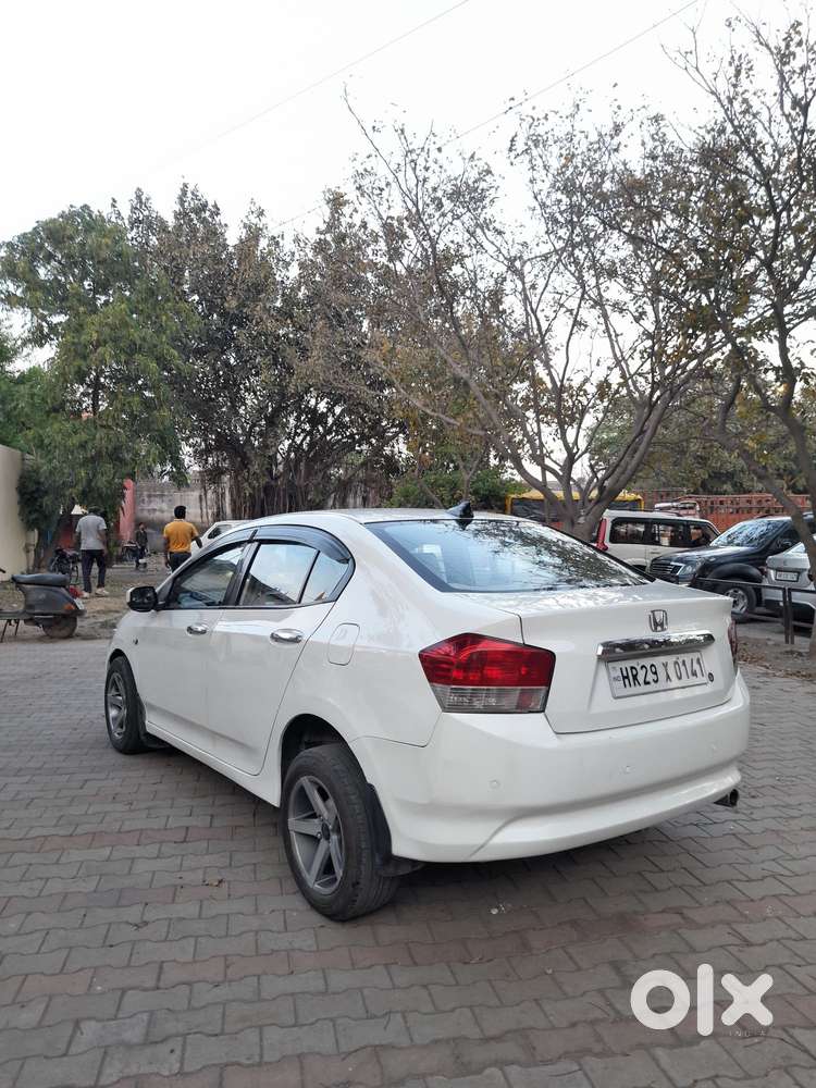 Honda City V Mt Exclusive, 2010, Petrol