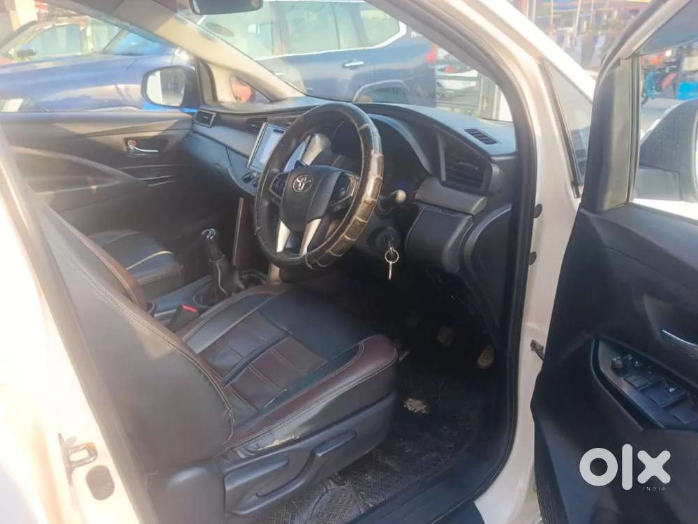 Toyota Innova Crysta 2.4 G Mt 7 Str, 2019, Diesel