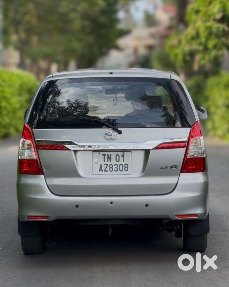 Toyota Innova 2.5 G (diesel) 8 Seater Bs Iv, 2016, Diesel
