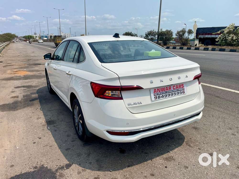 Skoda Slavia 1.0 Tsi Style, 2022, Petrol