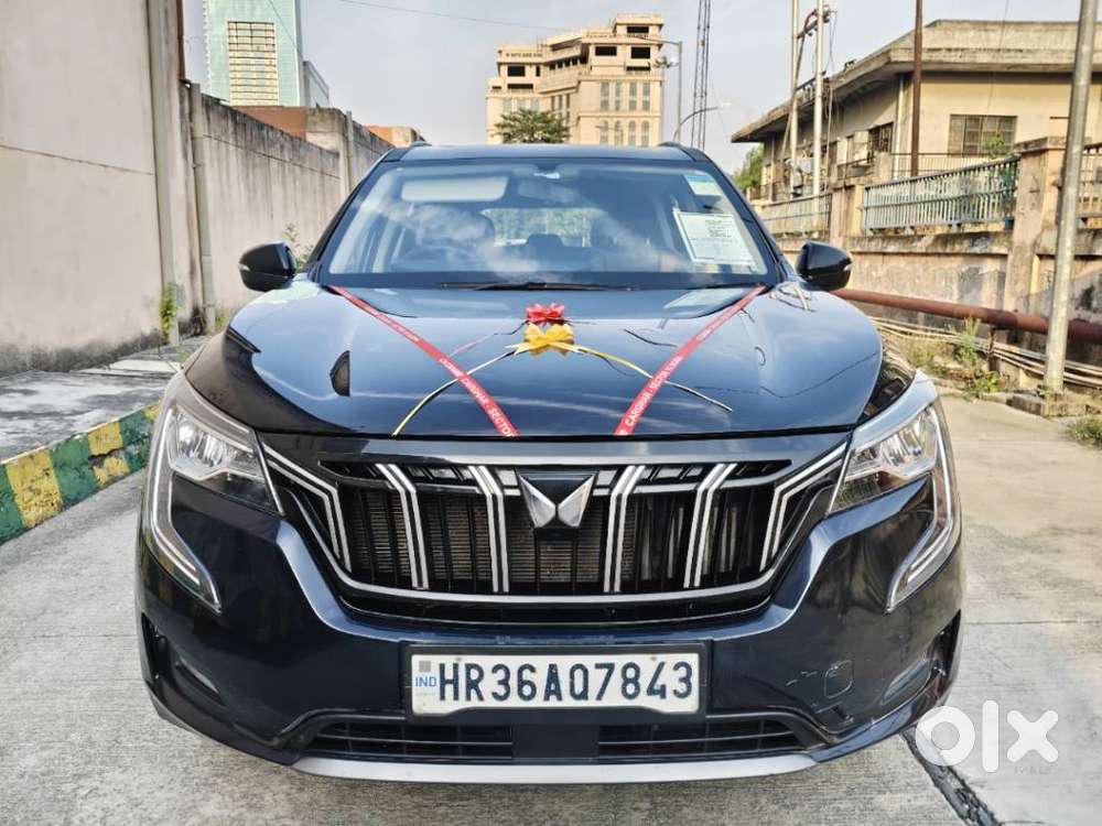 Mahindra Xuv700 2.0 Ax 5 Petrol Mt Str, 2024, Petrol