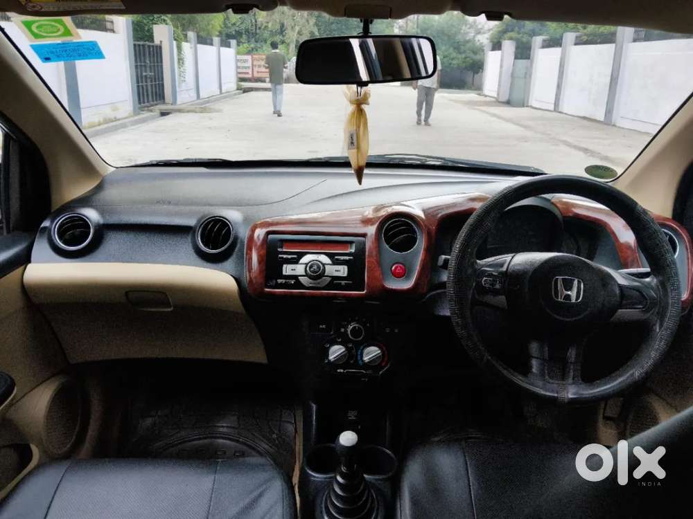 Honda Brio Vx Mt, 2015, Petrol