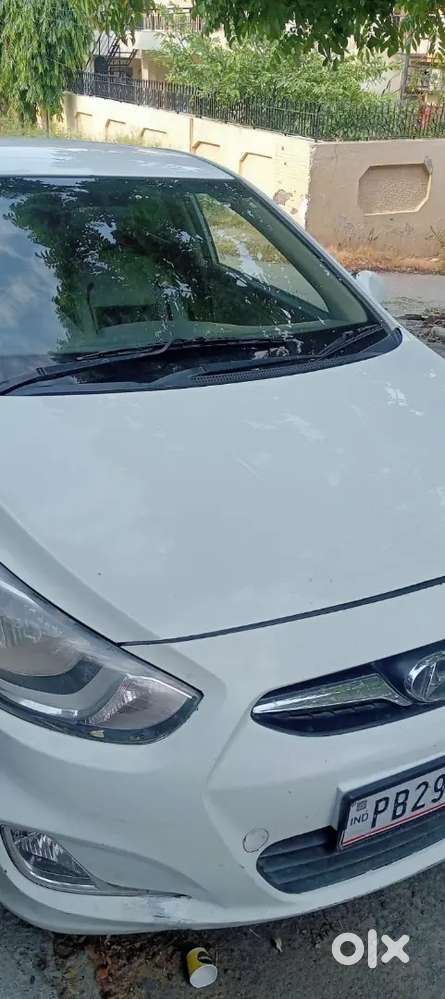 Hyundai Verna Crdi 2011 Diesel Manual