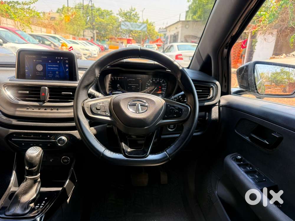 Tata Altroz Xza Plus (s) Dark Edition, 2022, Petrol