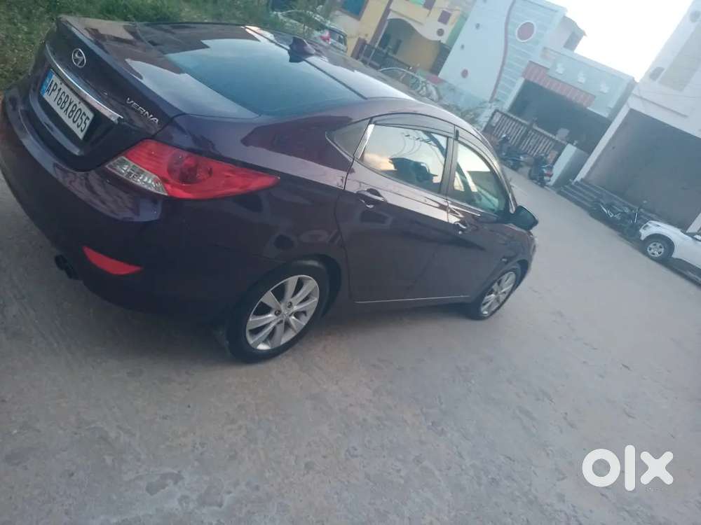 Hyundai Varan 16sx Model 2013