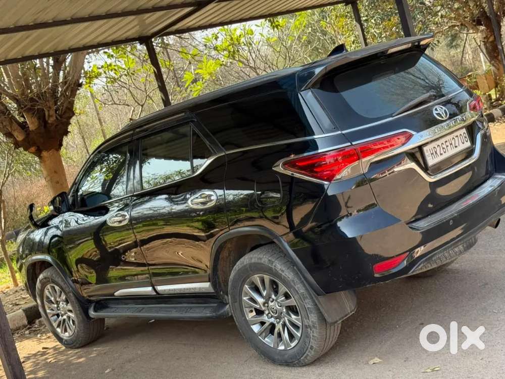 Toyota Fortuner 2017 Diesel 120000 Km Driven