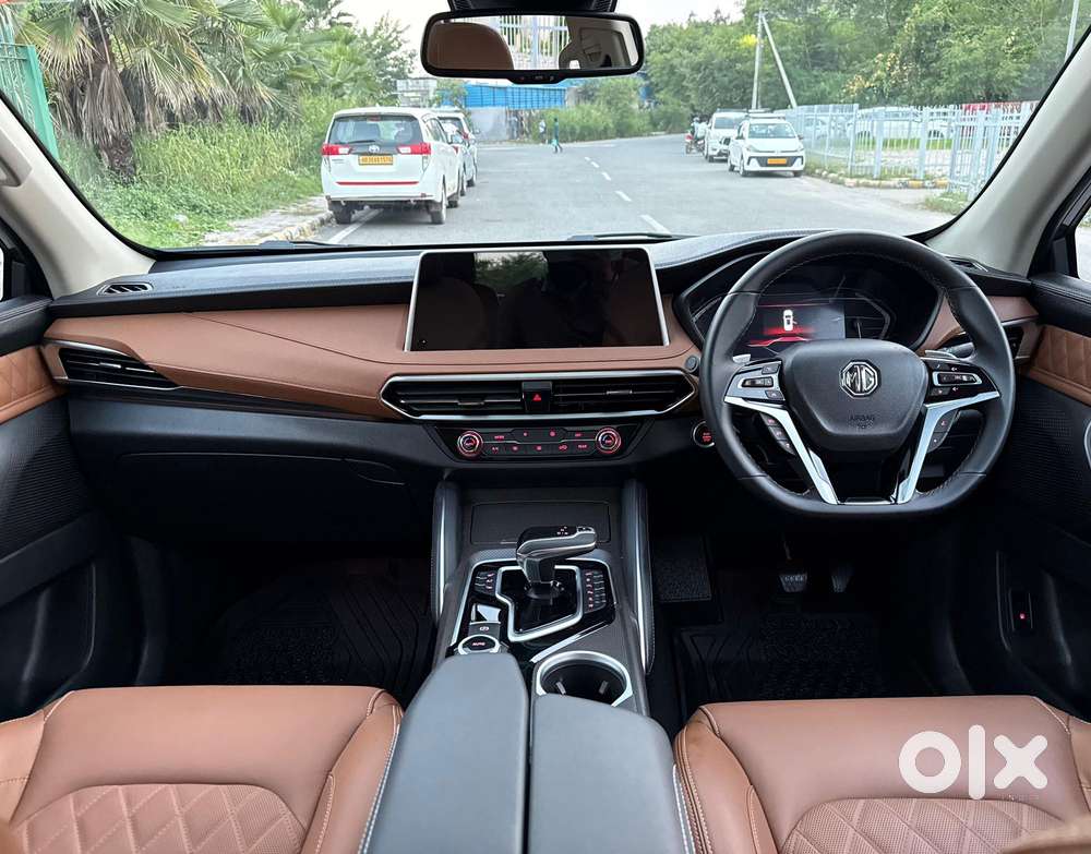 Mg Gloster Savvy 6 Seater, 2025, Diesel