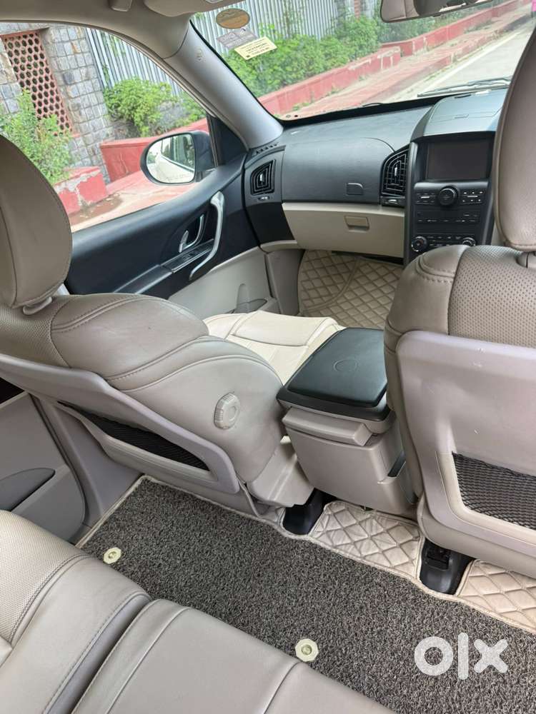Mahindra Xuv500 At W10 Fwd, 2017, Diesel