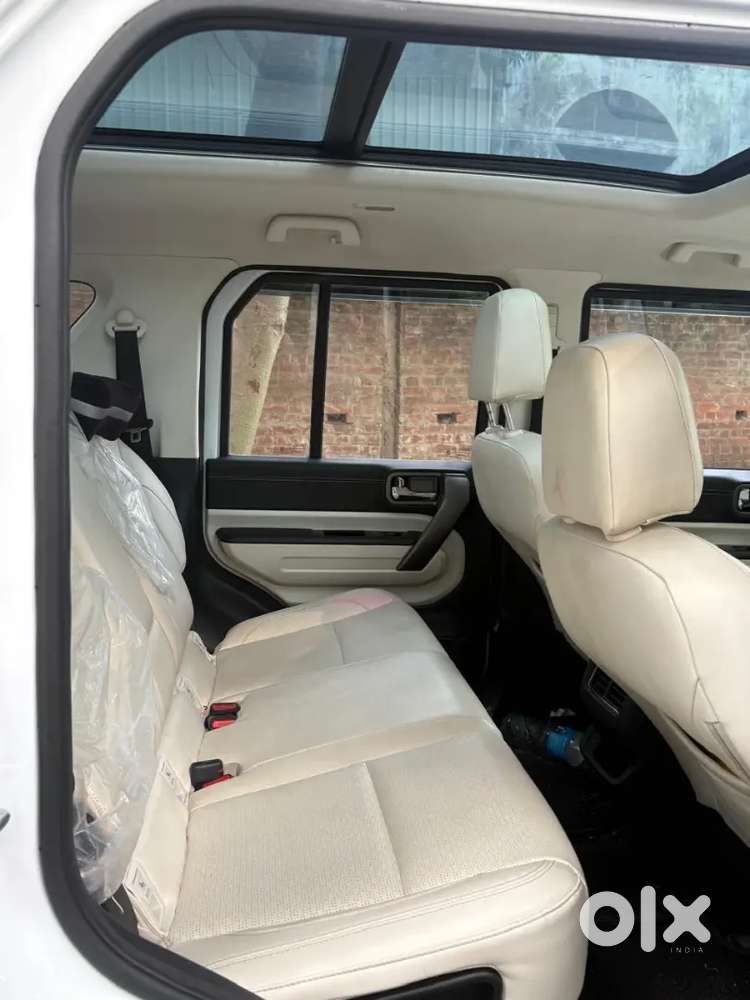 Mahindra Thar Roxx Diesel 2025