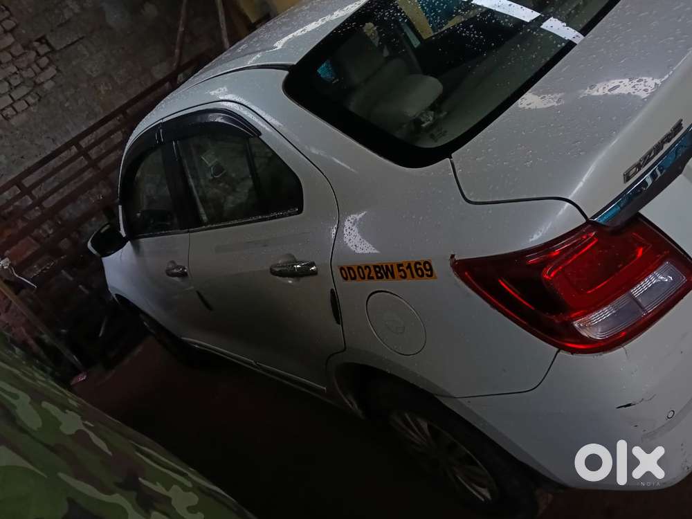 Maruti Suzuki Swift Dzire Vxi, 2022, Petrol