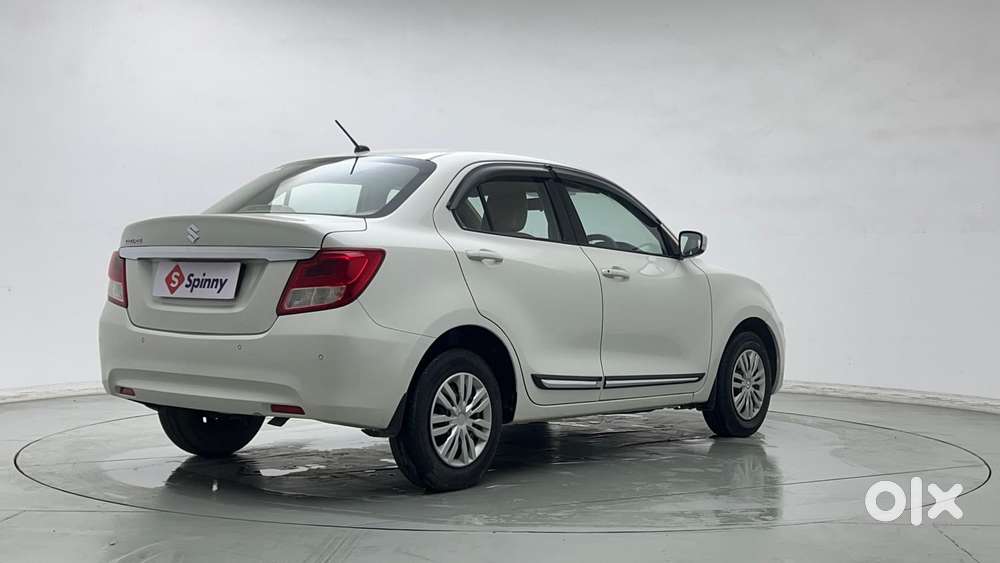 Maruti Suzuki Dzire 1.2 Vxi, 2022, Petrol