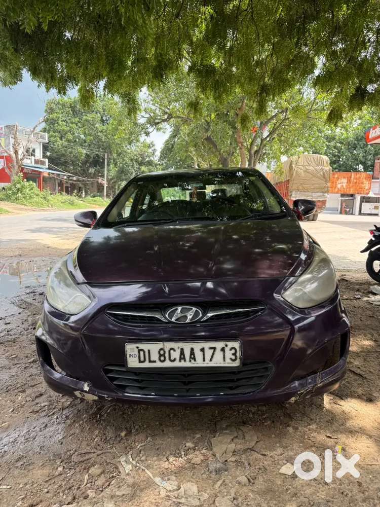 Hyundai Verna Petrol 2012