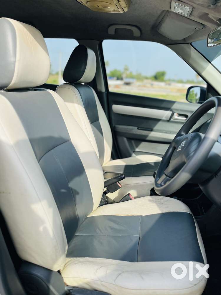 Maruti Suzuki Swift Dzire Vxi Optional, 2012, Petrol