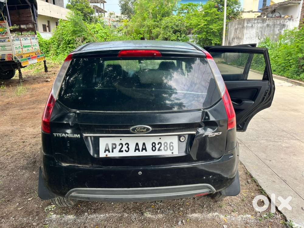 Ford Figo 2010 Car