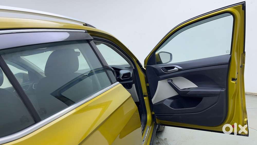 Volkswagen Taigun Topline 1.0 Tsi At (electric Seats), 2022, Petrol