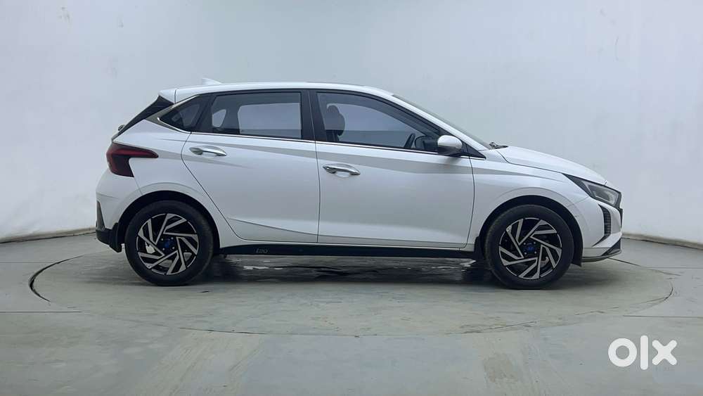 Hyundai New I20 1.2 Asta (o) Mt, 2023, Petrol