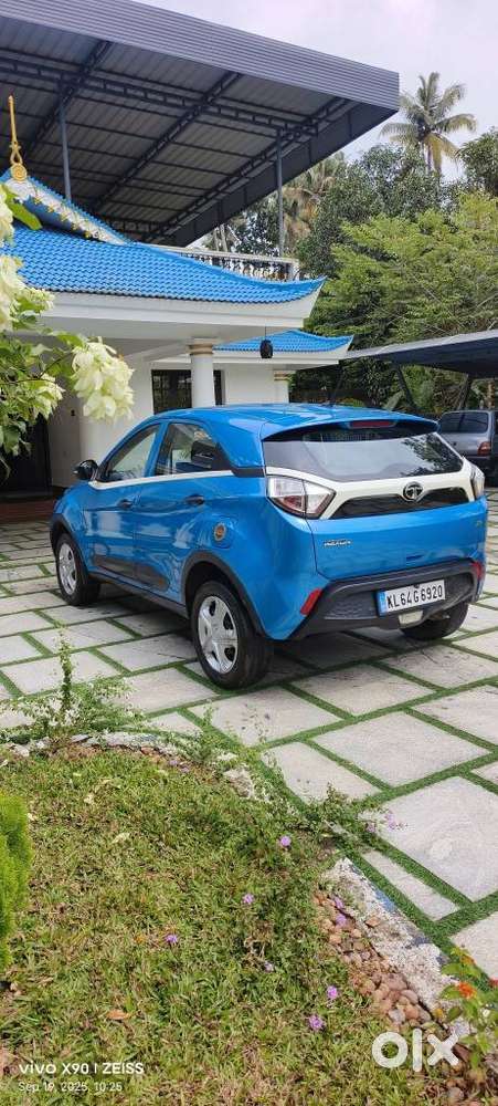 Tata Nexon 1.2 Revotron Xm (s), 2016, Diesel