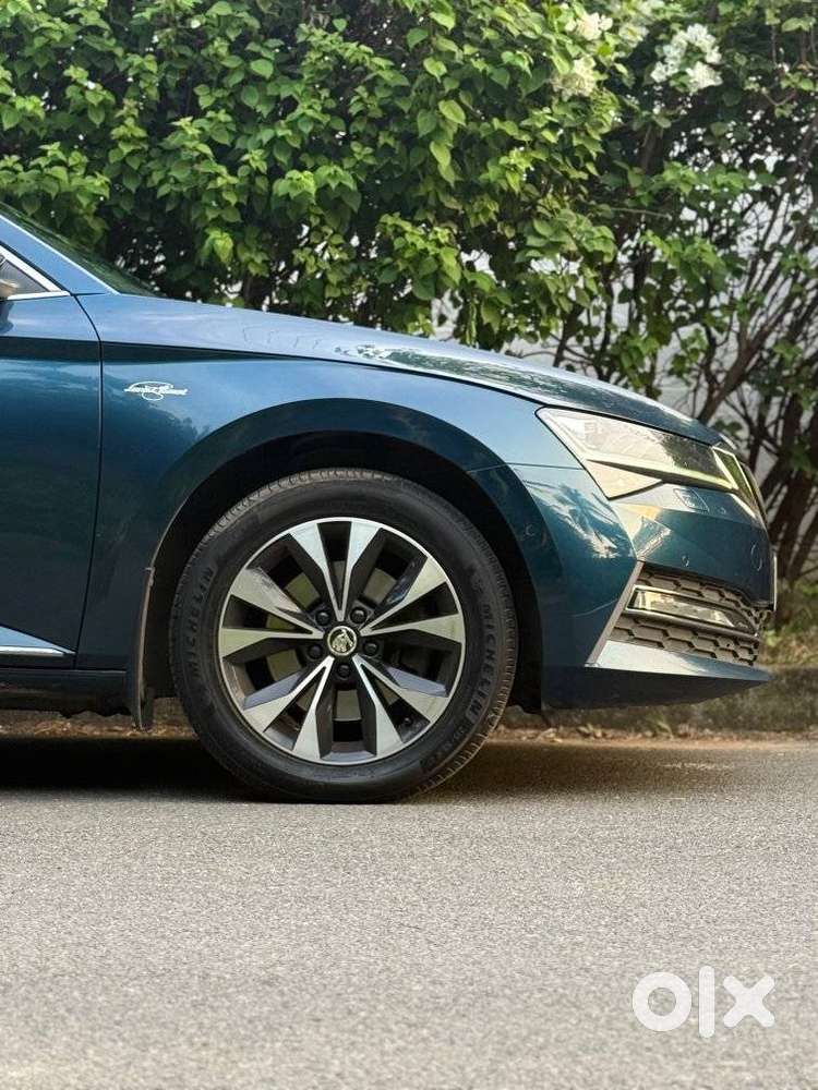 Skoda Superb 2.0 L&k Tsi At, 2022, Petrol