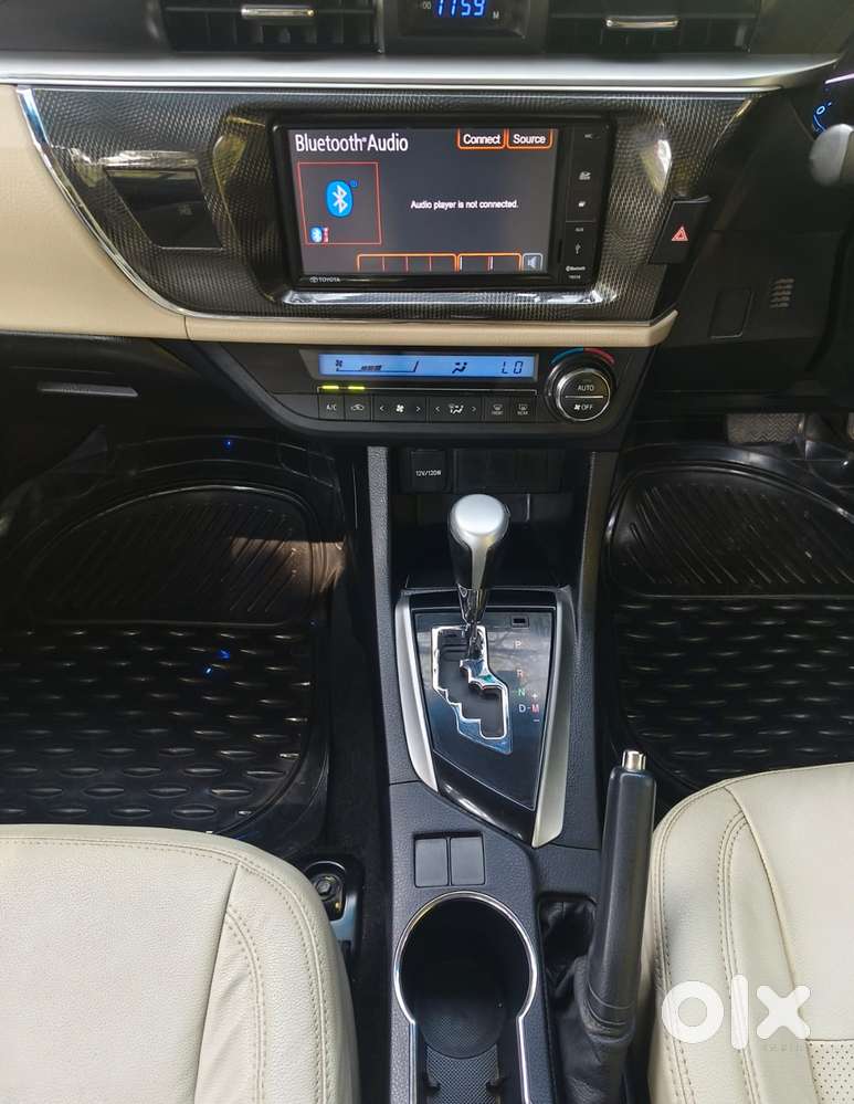 Toyota Corolla Altis 2013-2017 G At, 2015, Petrol