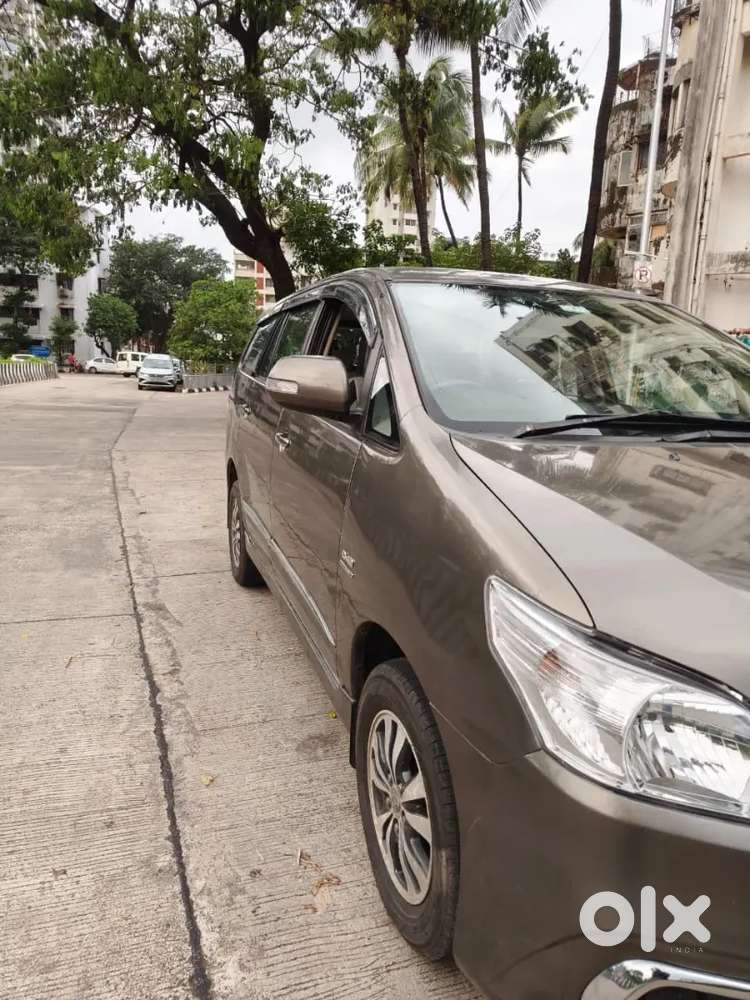 Toyota Innova V Diesel 2015