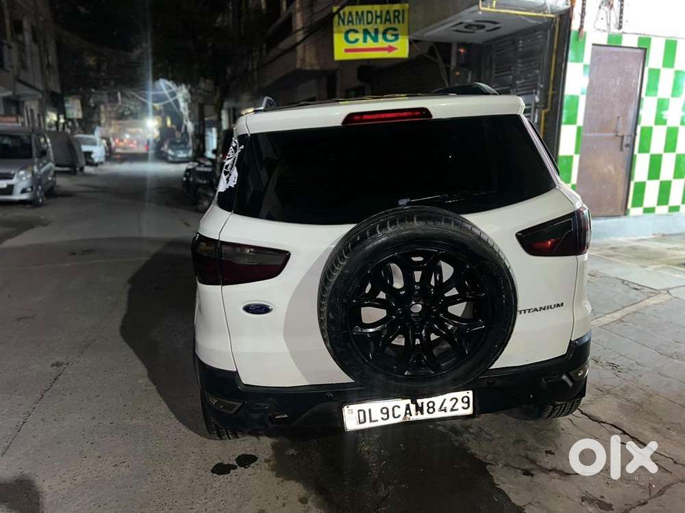 Ford Petrol 2017 Car