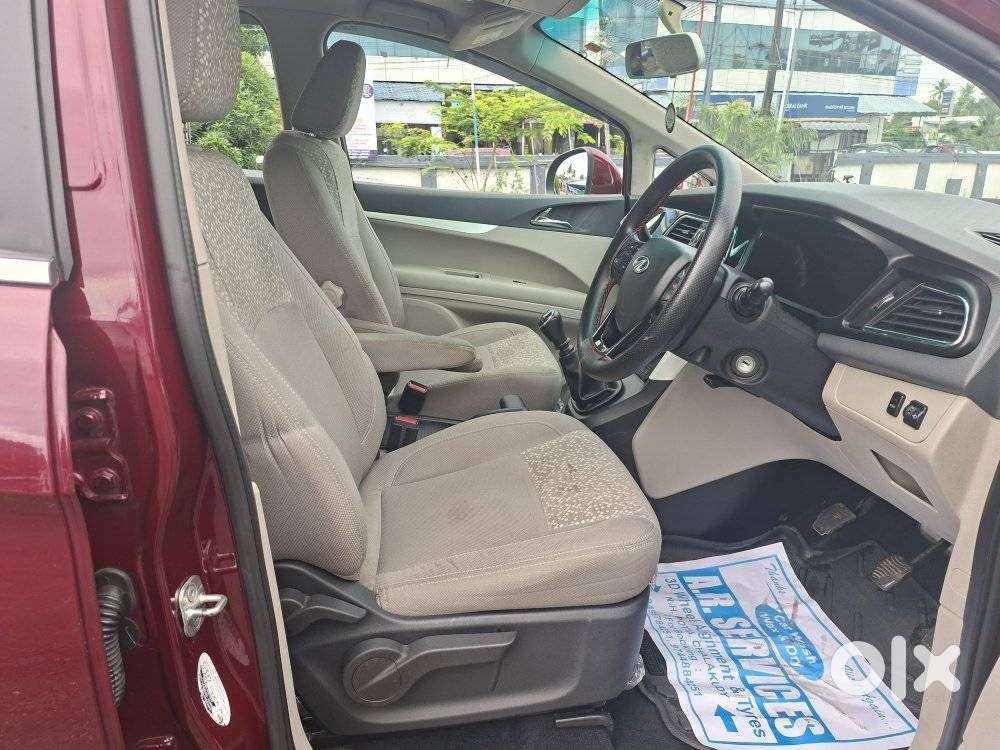Mahindra Marazzo 1.5 M6 Plus 7 Str, 2020, Diesel