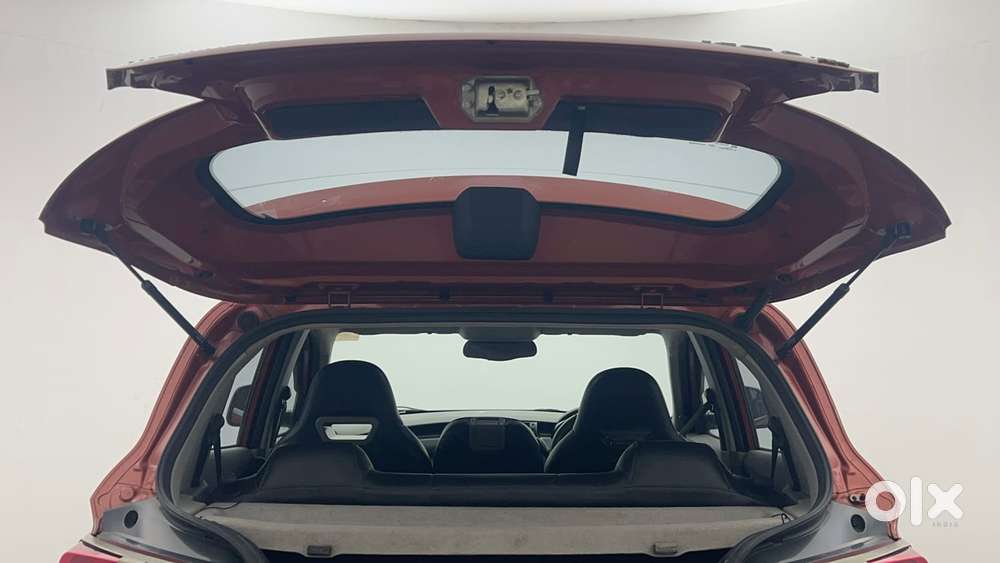 Mahindra Kuv 100 Mfalcon G80 K4, 2017, Petrol