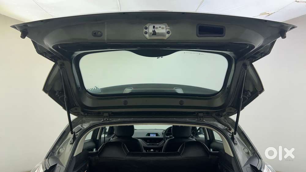 Tata Nexon 1.2 Revotron Xm, 2020, Petrol