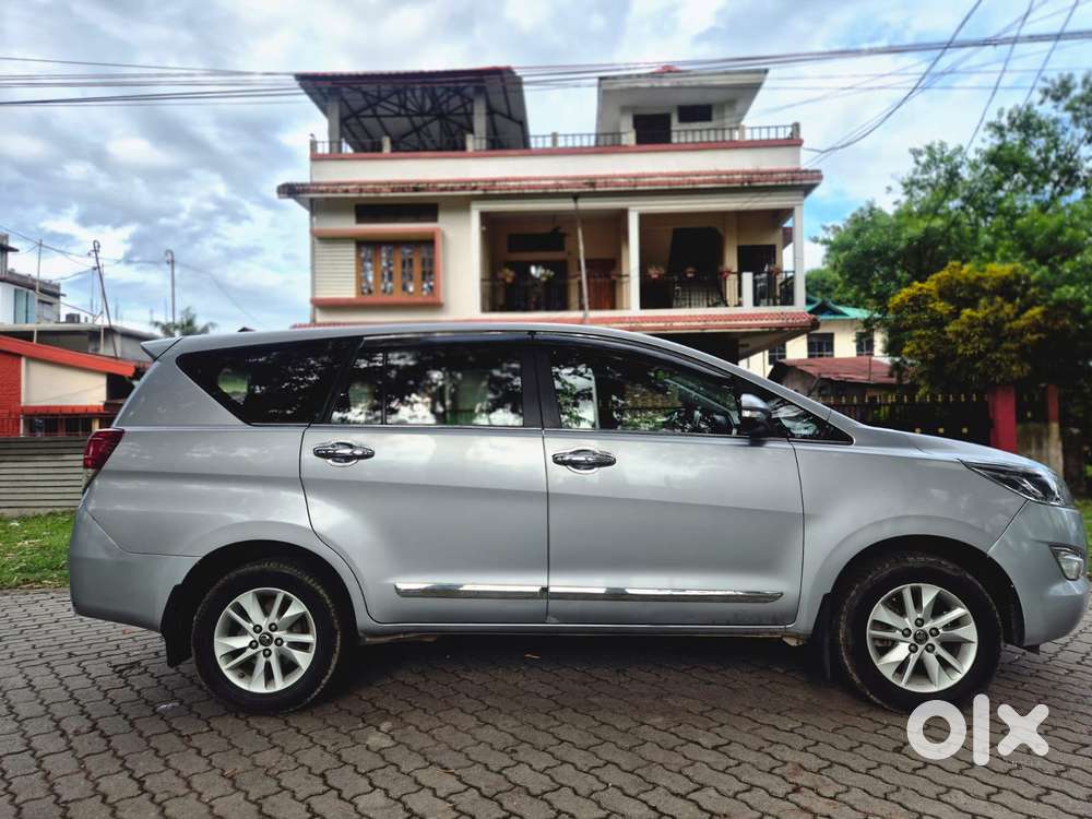 Toyota Innova Crysta 2.4 V 8 Str, 2017, Diesel