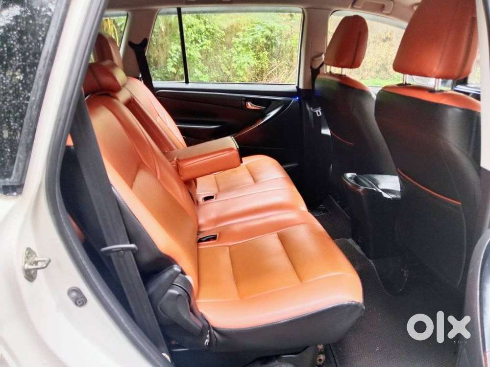 Toyota Innova Crysta 2.4 G Mt 8s, 2020, Diesel