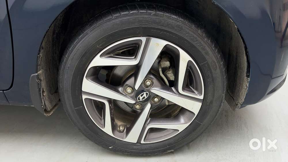 Hyundai Aura 1.2 Sx Cng, 2022, Cng & Hybrids