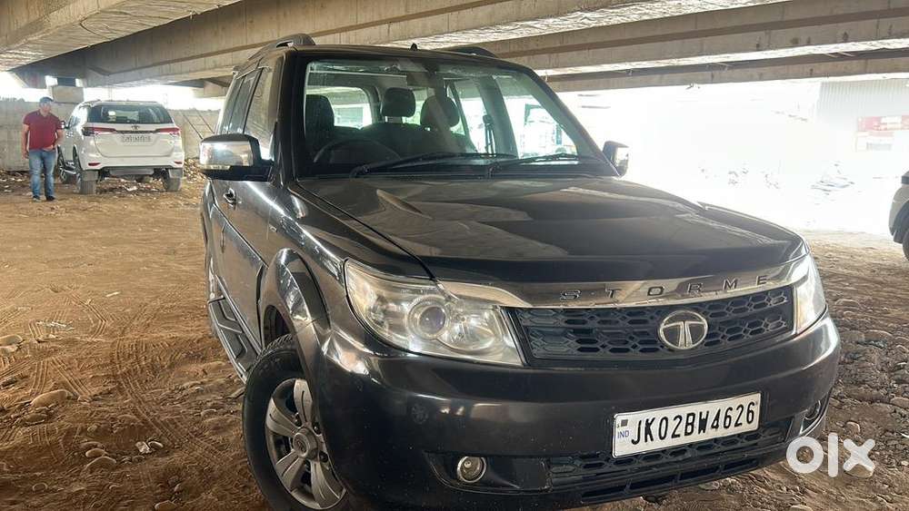 Tata Safari Storme 2015 Diesel Good Condition