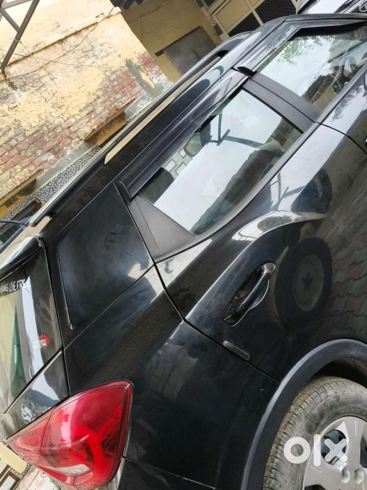 Mahindra Petrol Car 2023