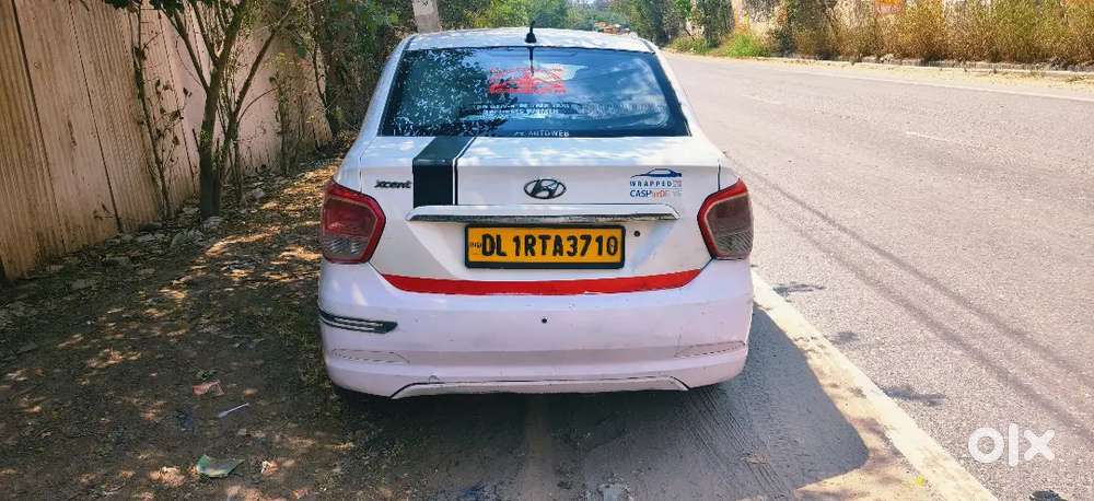 Hyundai Xcent 2016