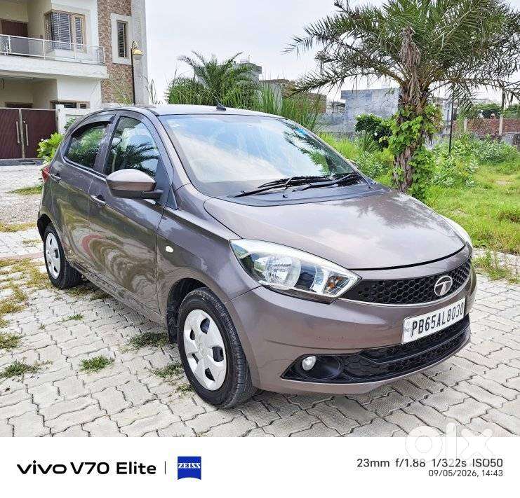 Tata Tiago 1.2 Revotron Xt (o), 2017, Petrol