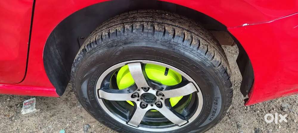 Skoda Rapid Ambition 2012