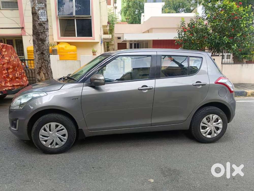 Maruti Suzuki Swift Vxi 1.2 Abs Bs-iv, 2015, Petrol
