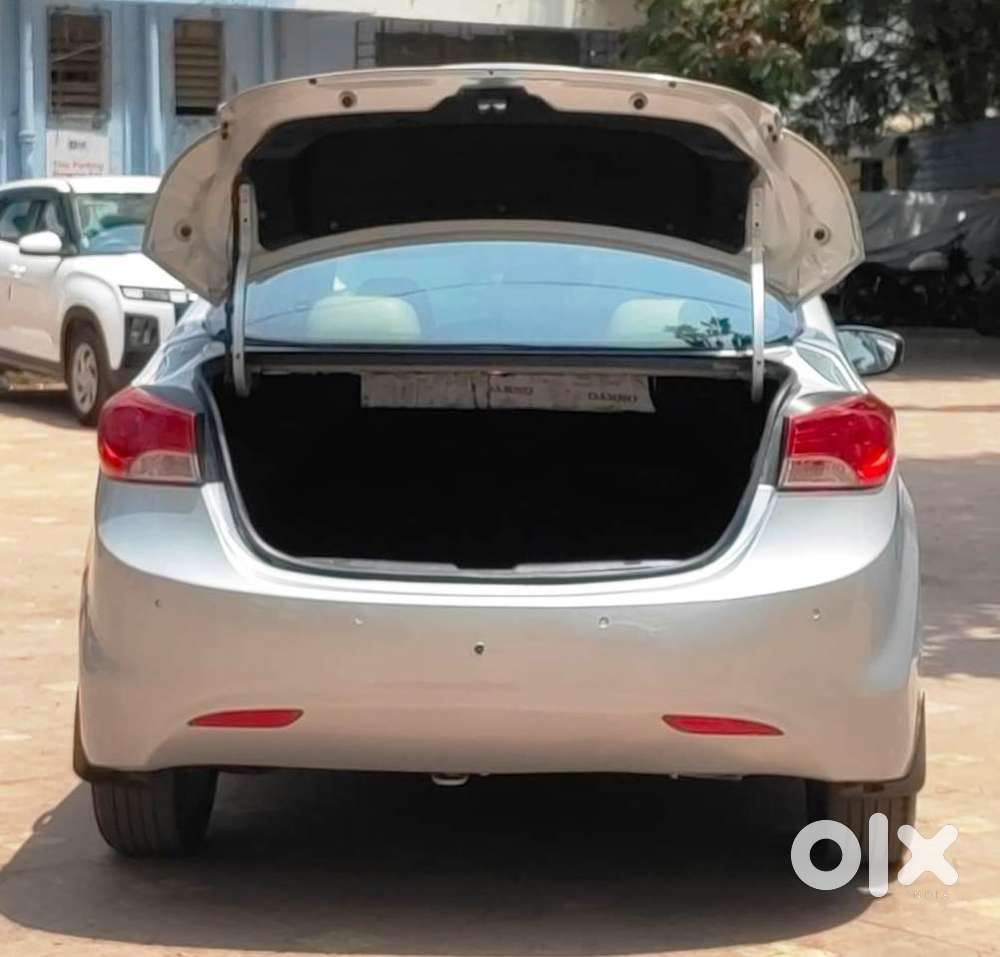Hyundai Elantra Vtvt Sx, 2013, Petrol