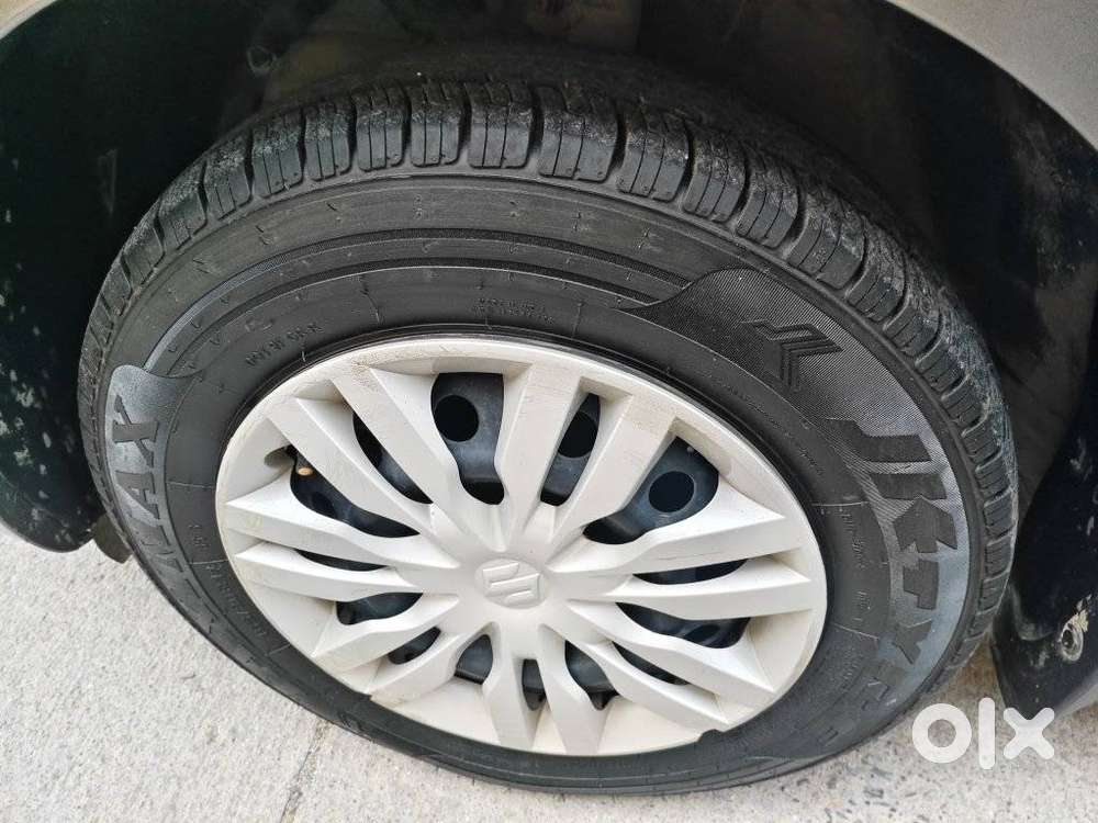 Maruti Suzuki Dzire 1.2 Vxi, 2021, Petrol