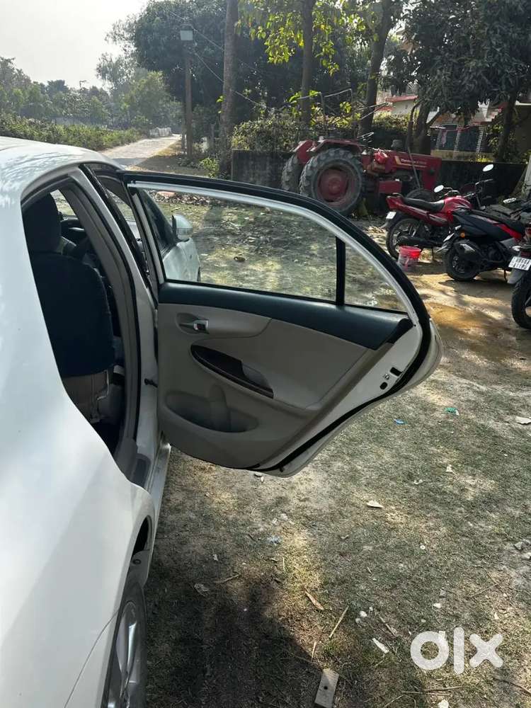 Toyota Corolla Altis 2014