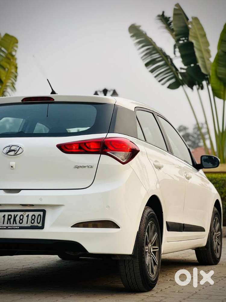 Hyundai Elite I20 Sportz (o) 1.2, 2015, Petrol